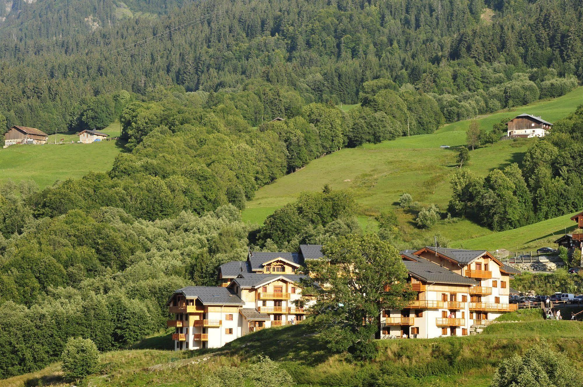 Residence Nemea Les Chalets Des Evettes Flumet Exteriör bild