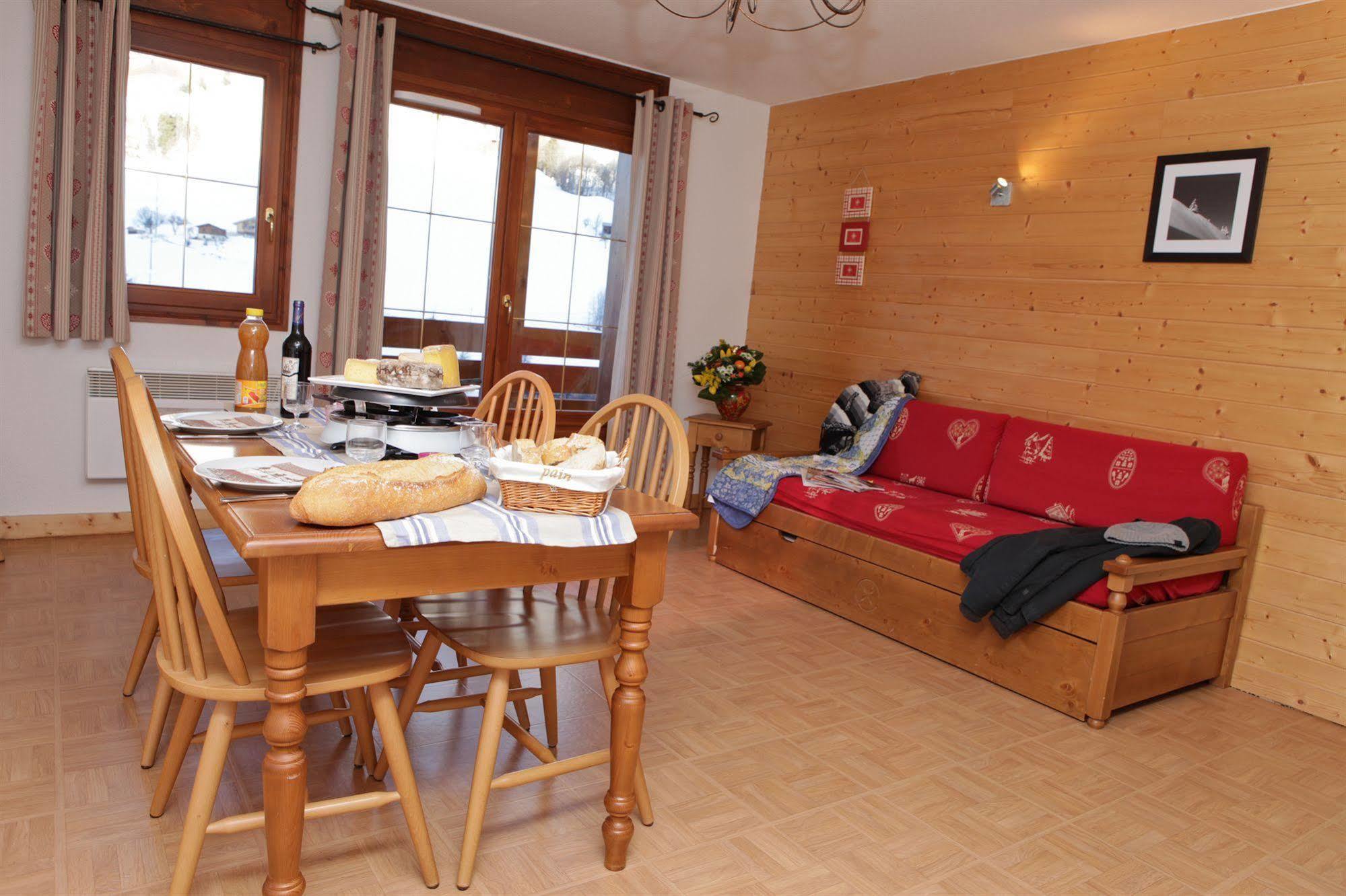 Residence Nemea Les Chalets Des Evettes Flumet Exteriör bild